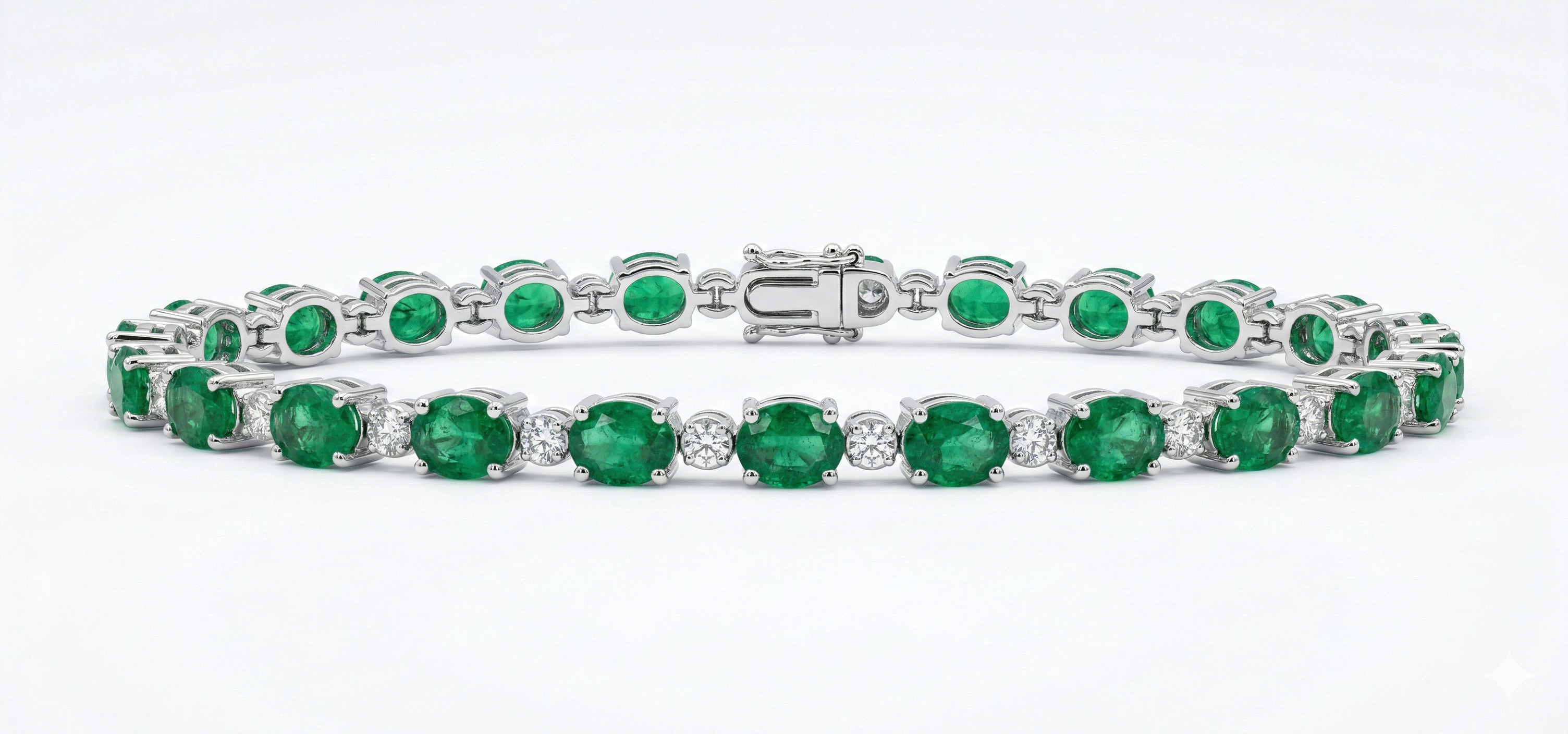 Bracelets — Myraé Moissanite