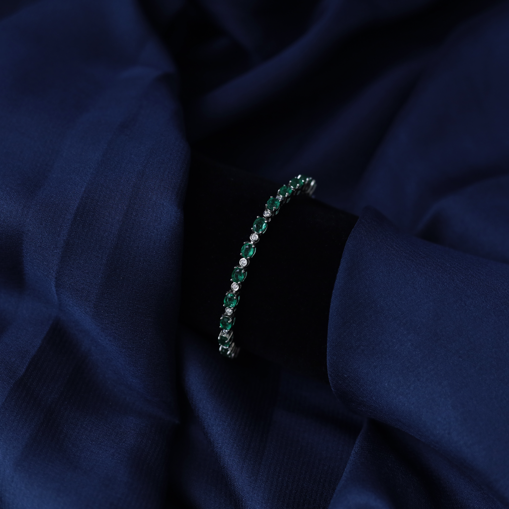 Emerald Garden Bracelet – Front View – Silver Moissanite – Myraé