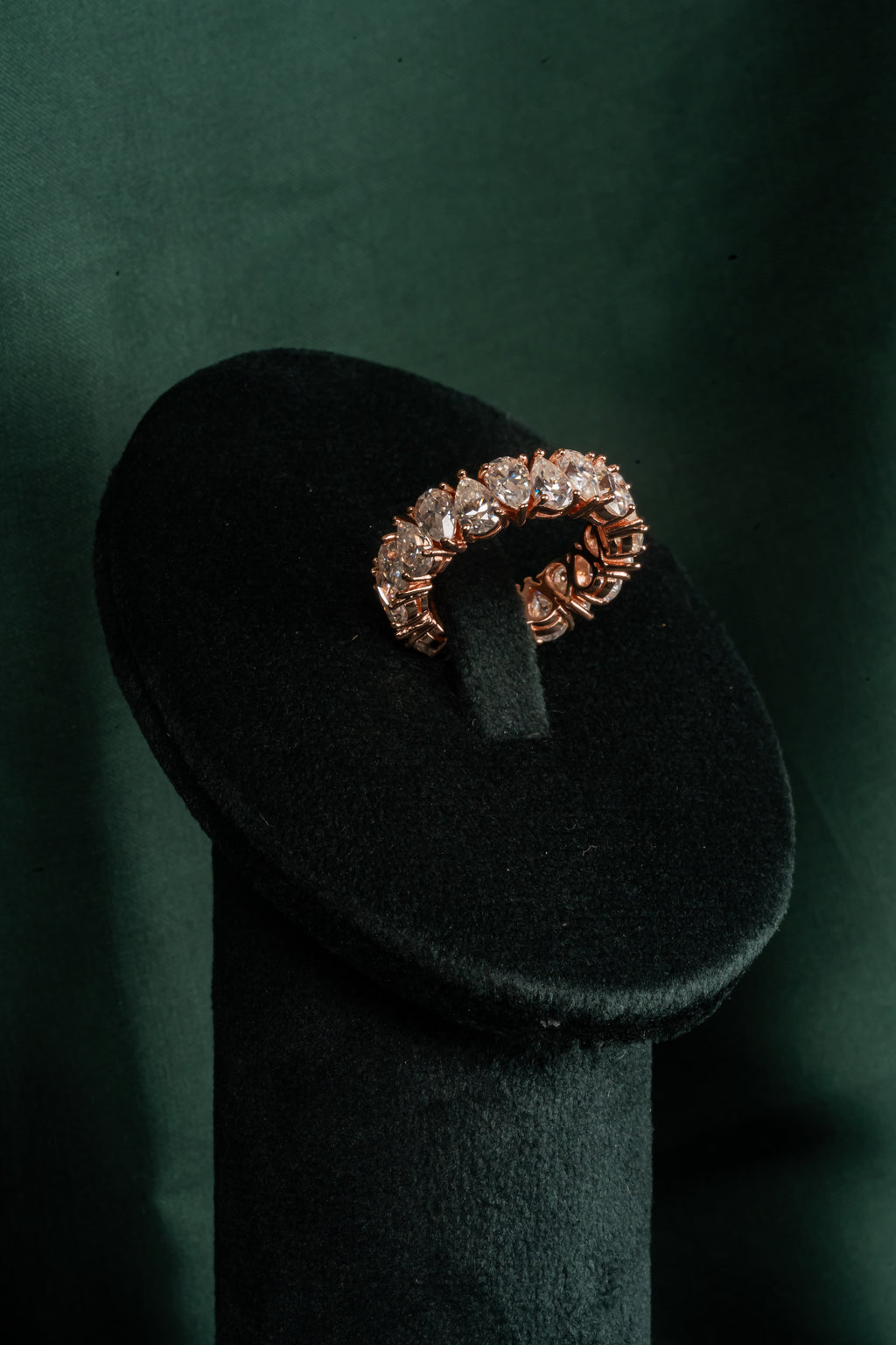Rose Gold Ember Row Ring – Side View – Rose Gold Moissanite – Myraé