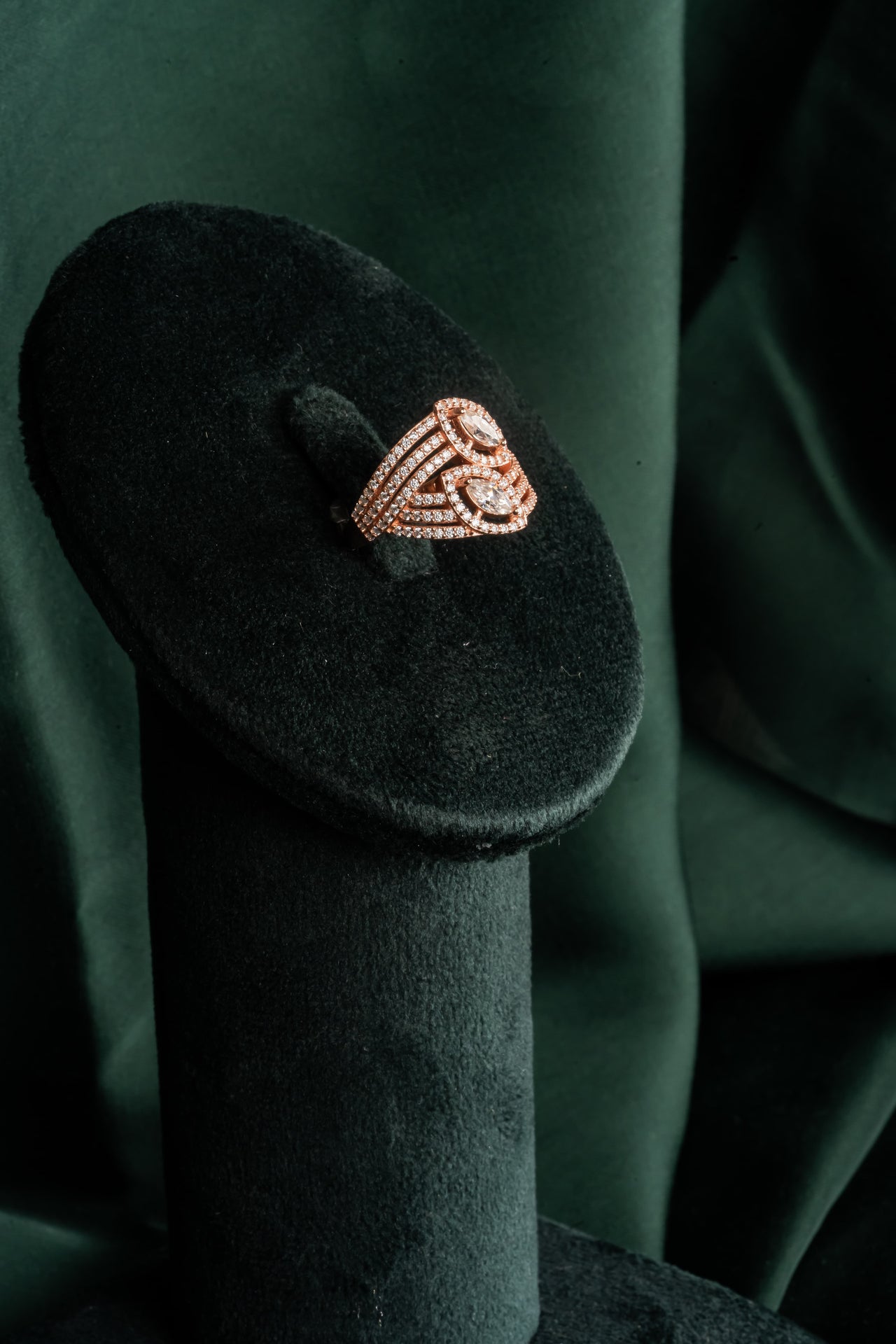 ROSE GOLD CONVERGE RING