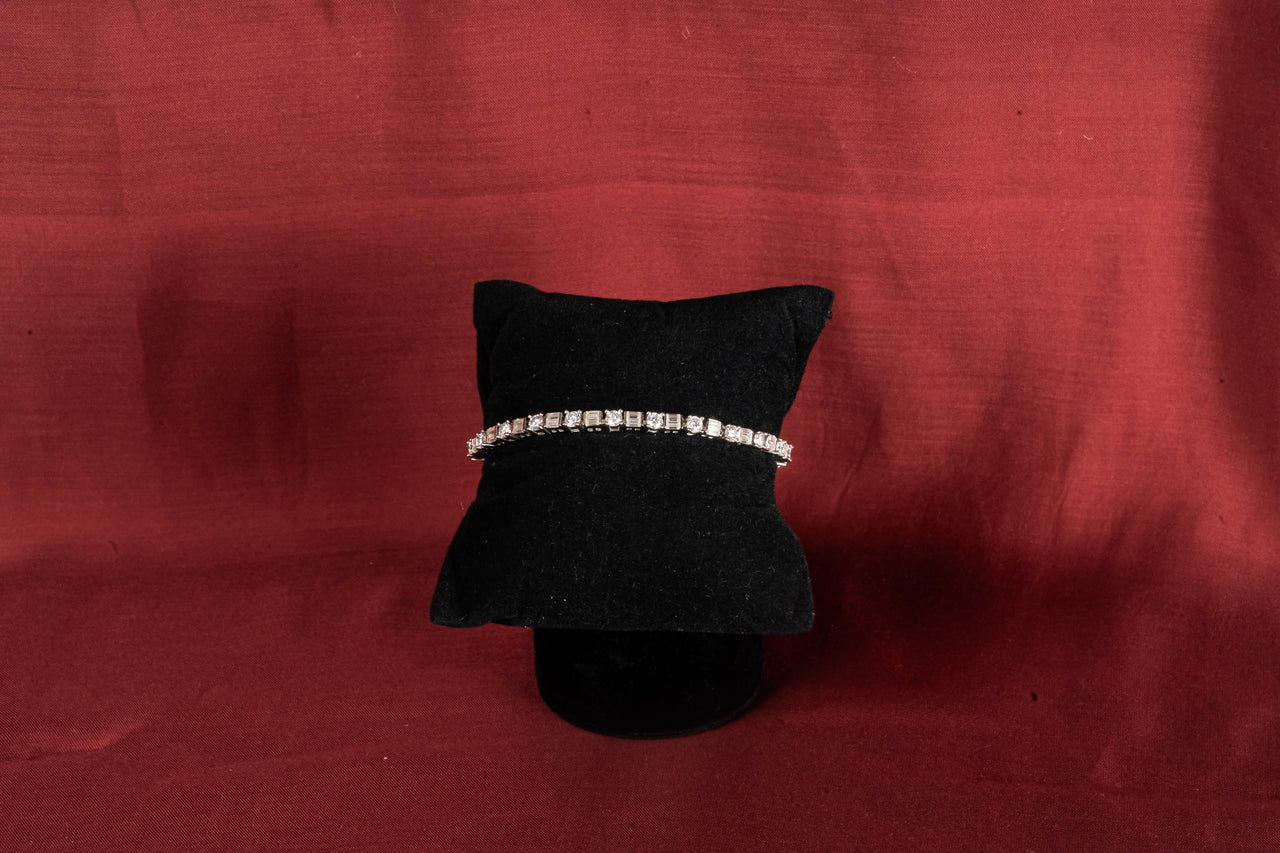 SILVER RHYTHM LINE BRACELET