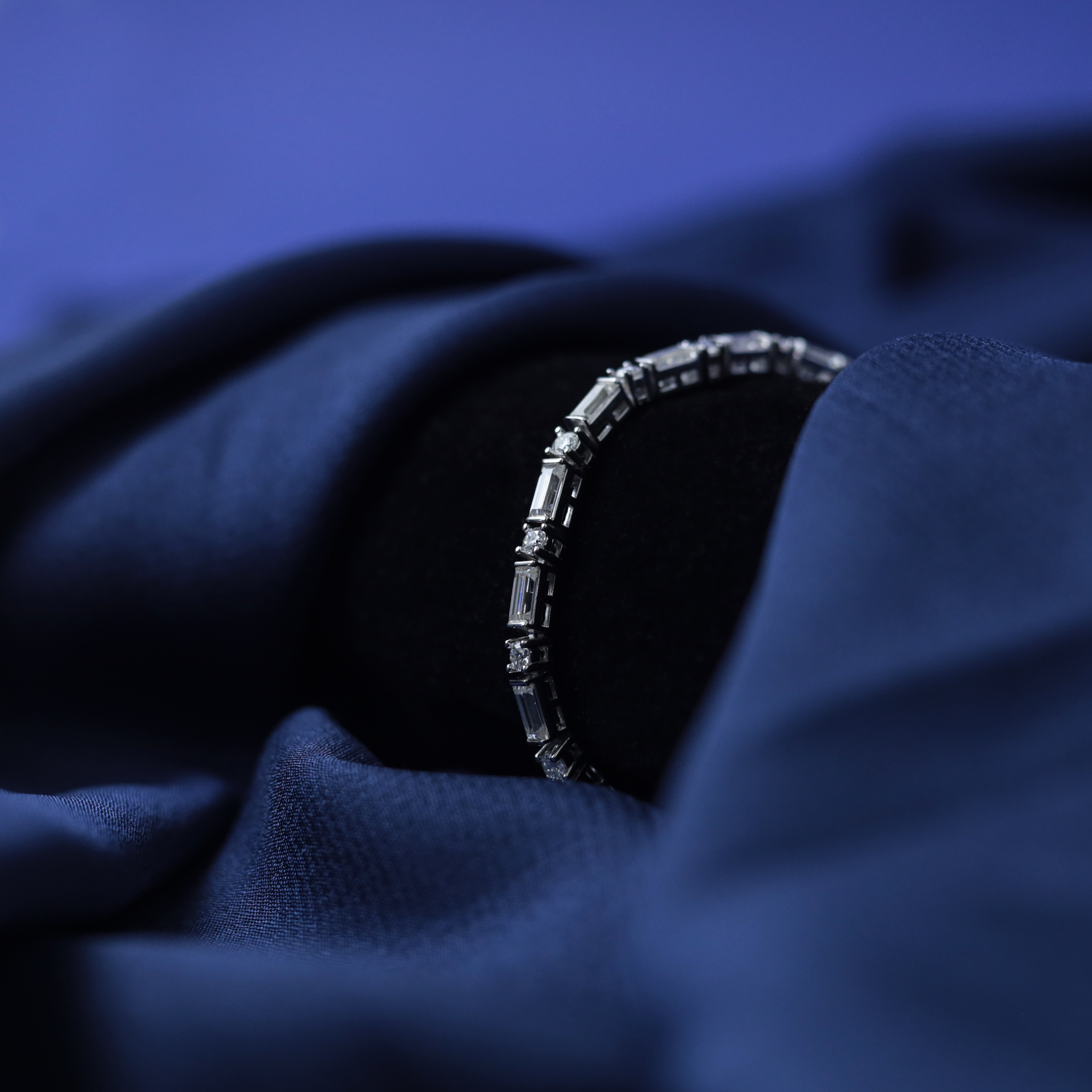 Baguette Bar Bracelet – Silver Baguette Moissanite Tennis Bracelet – Myraé