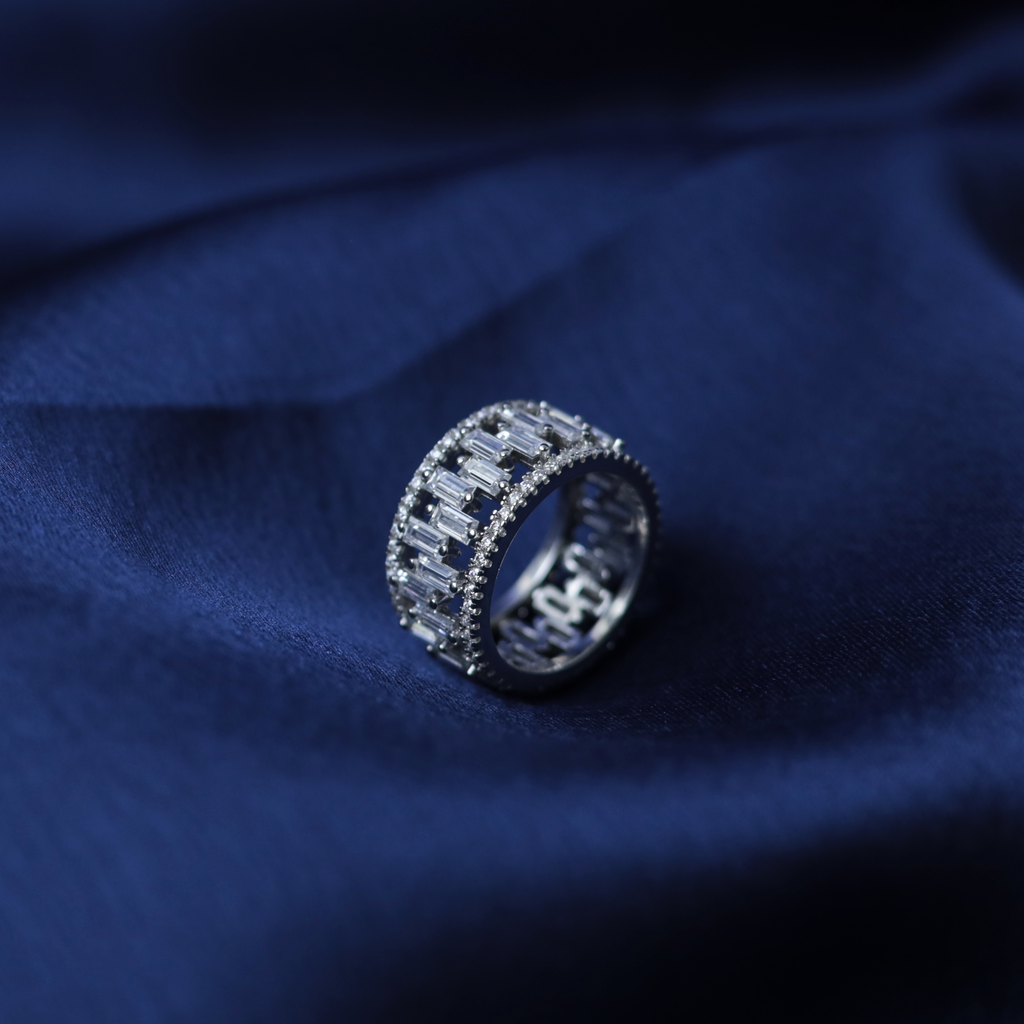Constellation Pave Ring – Detail View – Silver Moissanite – Myraé