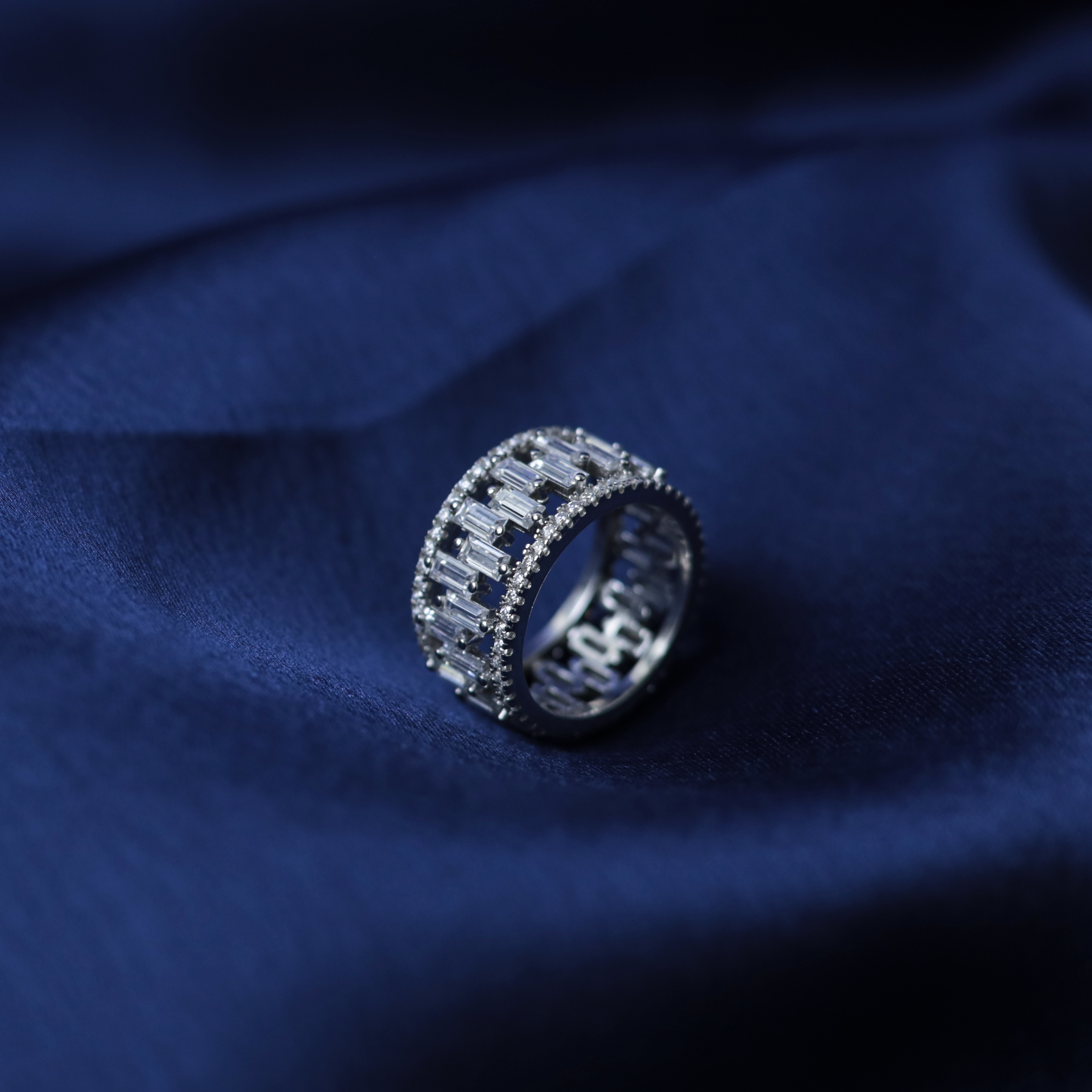 Constellation Pave Ring – Detail View – Silver Moissanite – Myraé