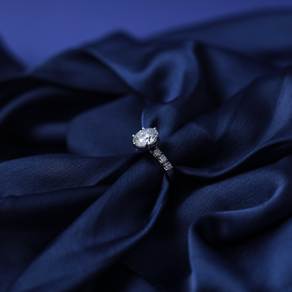 Timeless Halo Ring – Side View – Silver Moissanite – Myraé