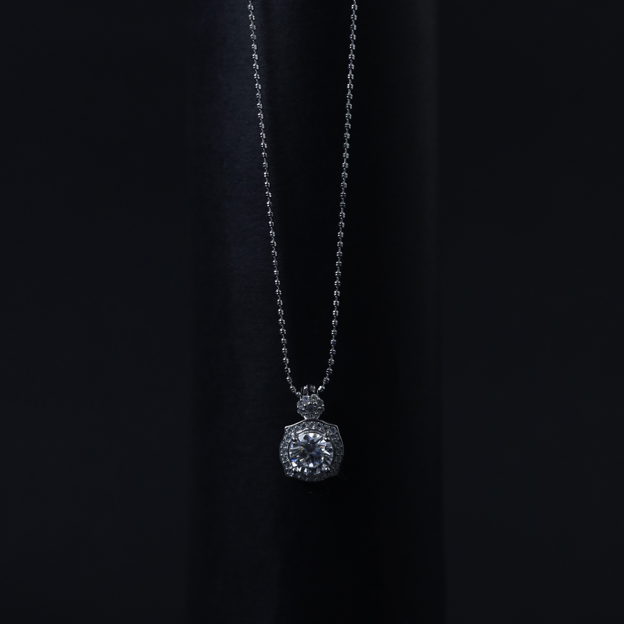 Cushion Grace Pendant