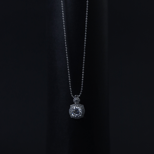 Cushion Grace Pendant – Silver Moissanite Pendant – Myraé