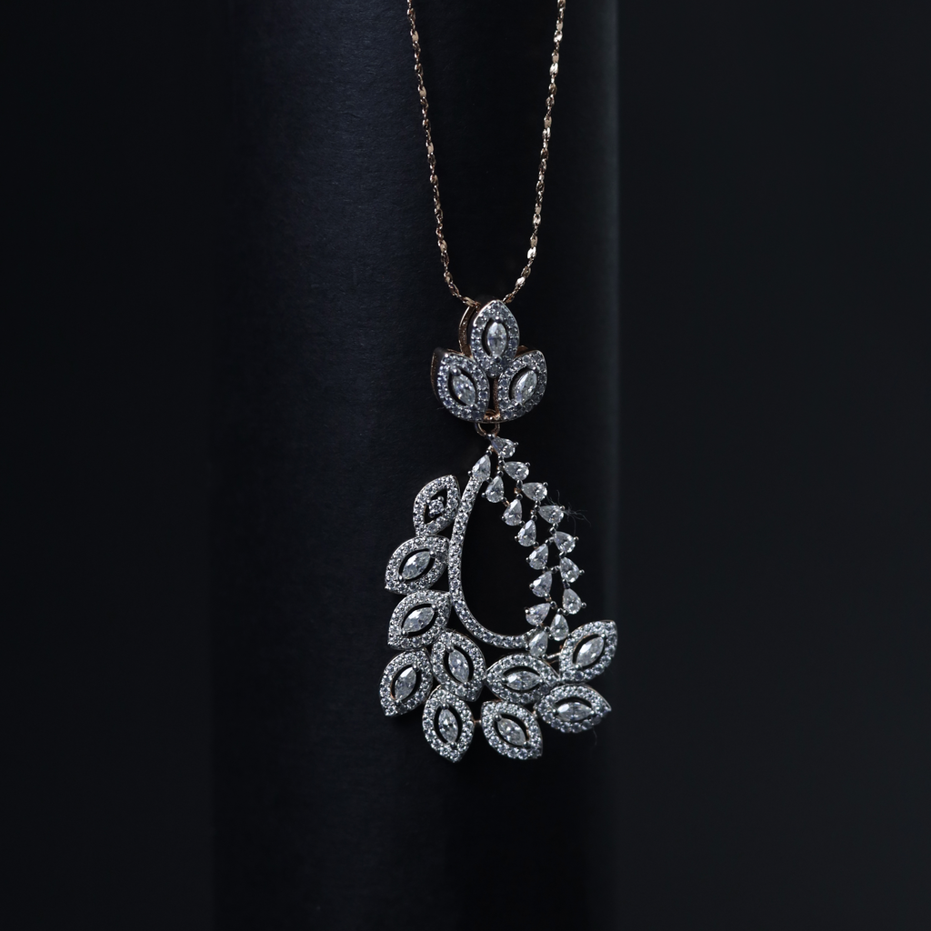 Heritage Paisley Pendant – Detail View – Sterling Silver Moissanite – Myraé