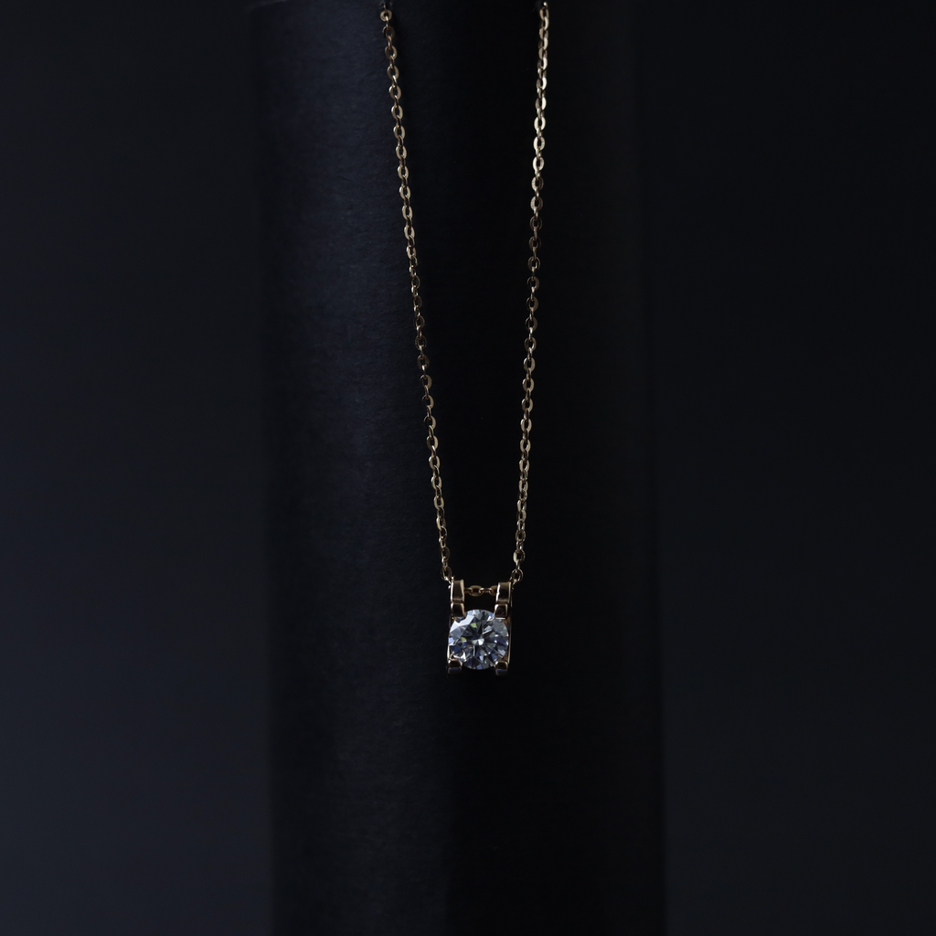 First Light Pendant – Silver Moissanite Pendant – Myraé