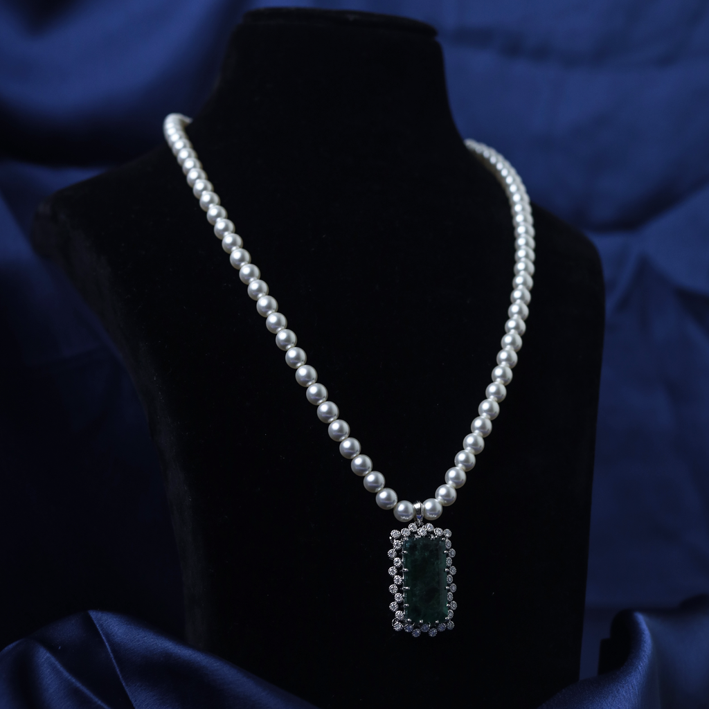 Silver Heirloom Frame Mothi Necklace