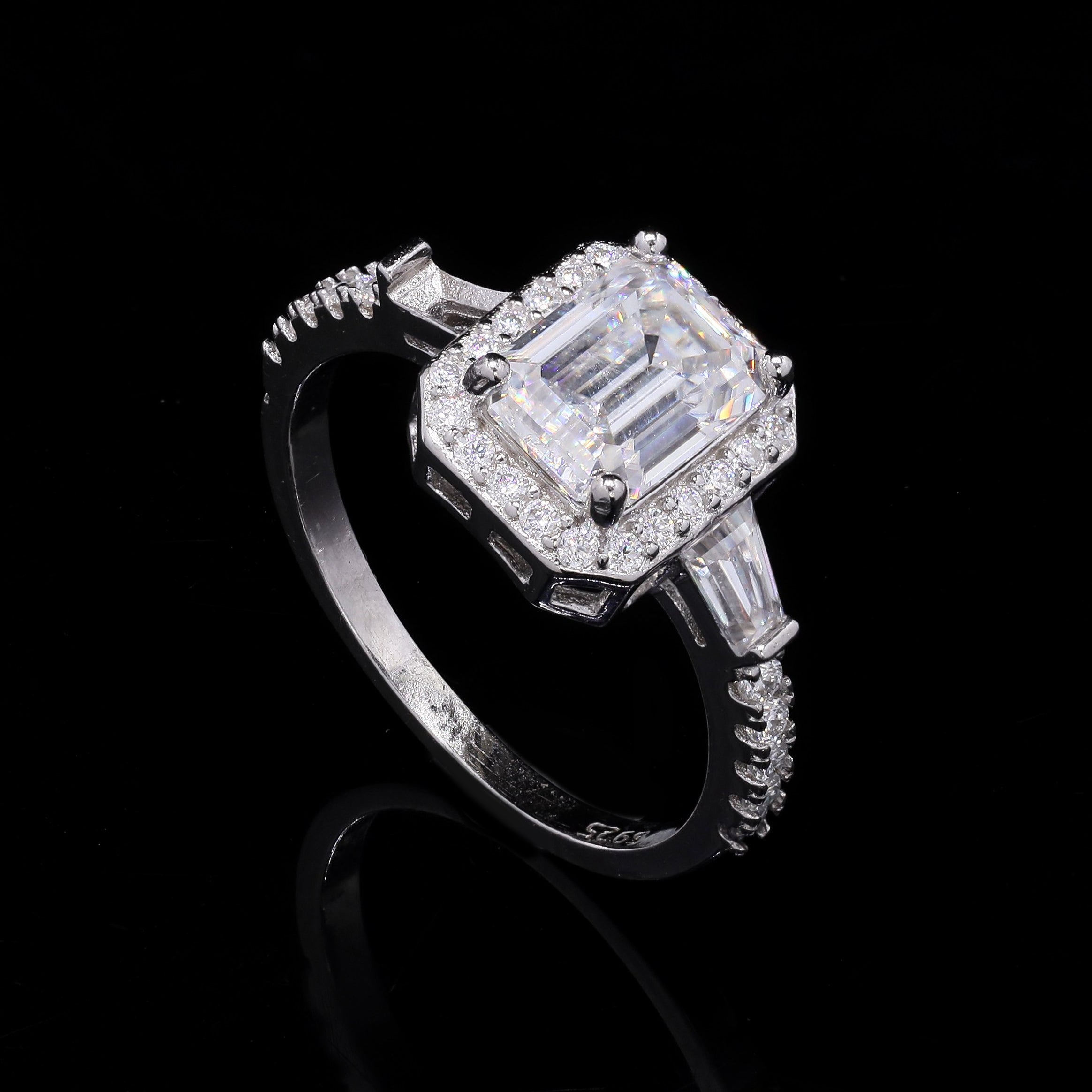 Baguette Halo Ring angle 4