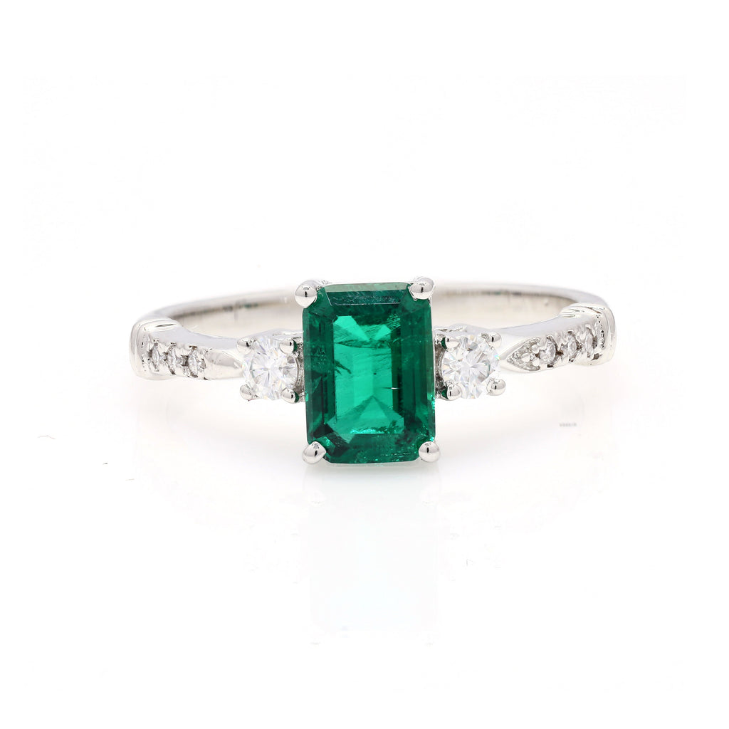 Emerald Three Stone Ring, in 925 sterling silver
